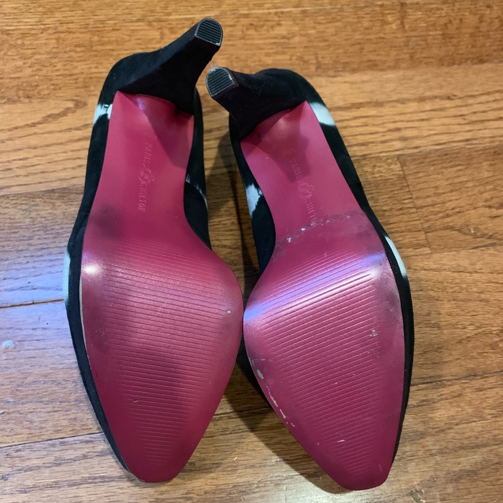 Heels - Picture 2 of 2